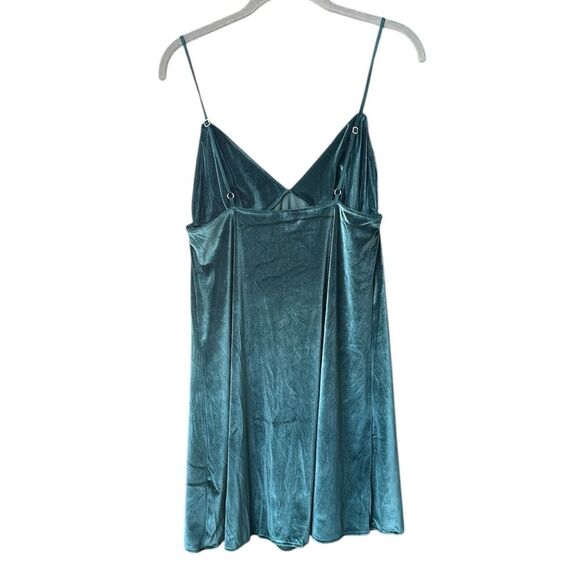 Victoria’s Secret Velvet Slip Dress Deepest Green Size L - Picture 2 of 4